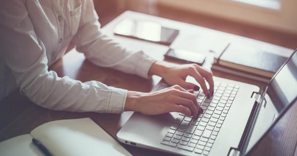 Vorsicht bei der Wohnungskündigung per E-Mail (c) Fotolia